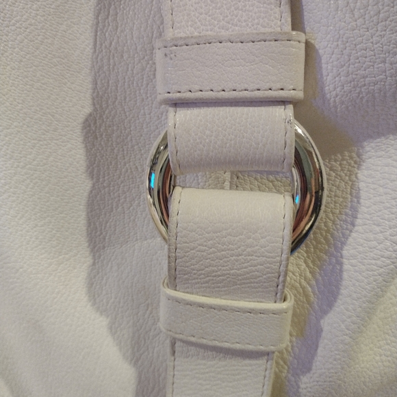 PERRIN - Picture 3 of 9